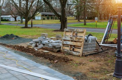 installation of a decorative stone on the sidewalk The lay out is a decorative stone pavement. installation of a decorative stone on the sidewalk The lay out is a decorative stone pavement.